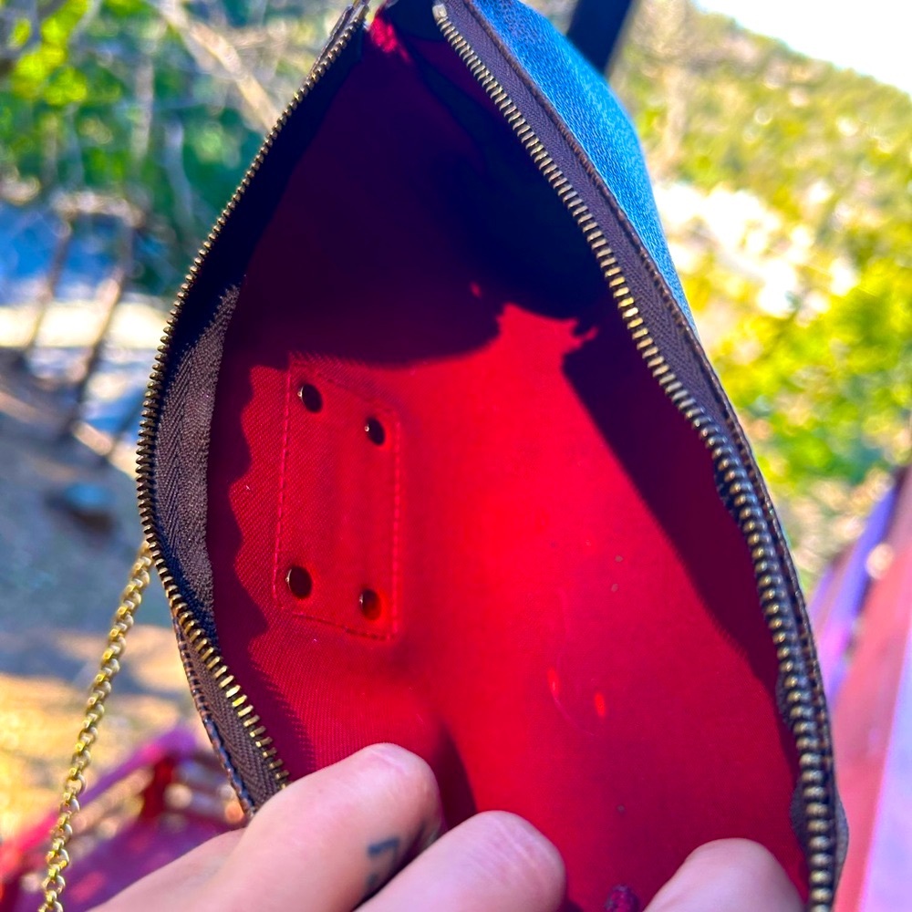 Louis Vuitton Eva Damier - Picture 4 of 8